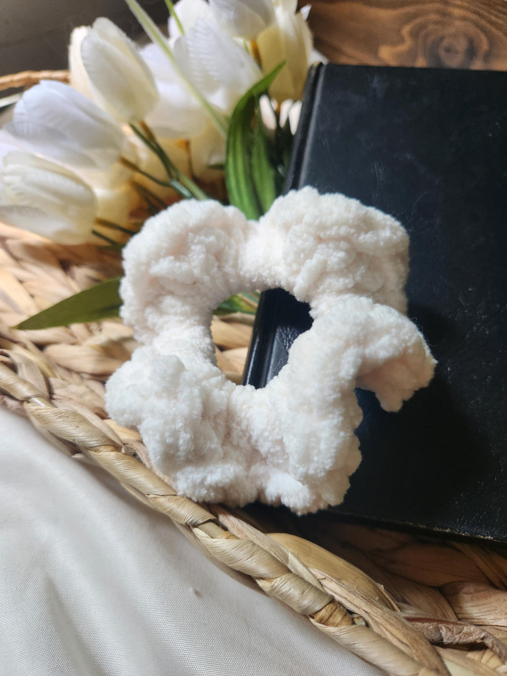 Hair Scrunchie, Elastics & Hair Ties, Gift for Girls, Bridesmaid Gift, Bridal Party Gift, Soft Scrunchie, Chunky Scrunchie, Party Favor