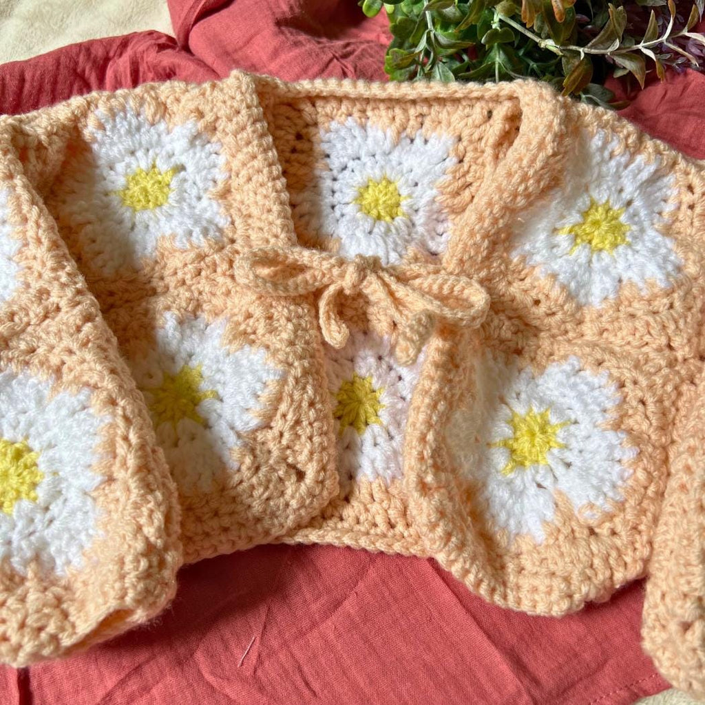 Daisy Baby Cardigan – Crochet Granny Square Baby Sweater – Handmade Baby Girl Clothes – Spring Baby Outfit – Baby Shower Gift