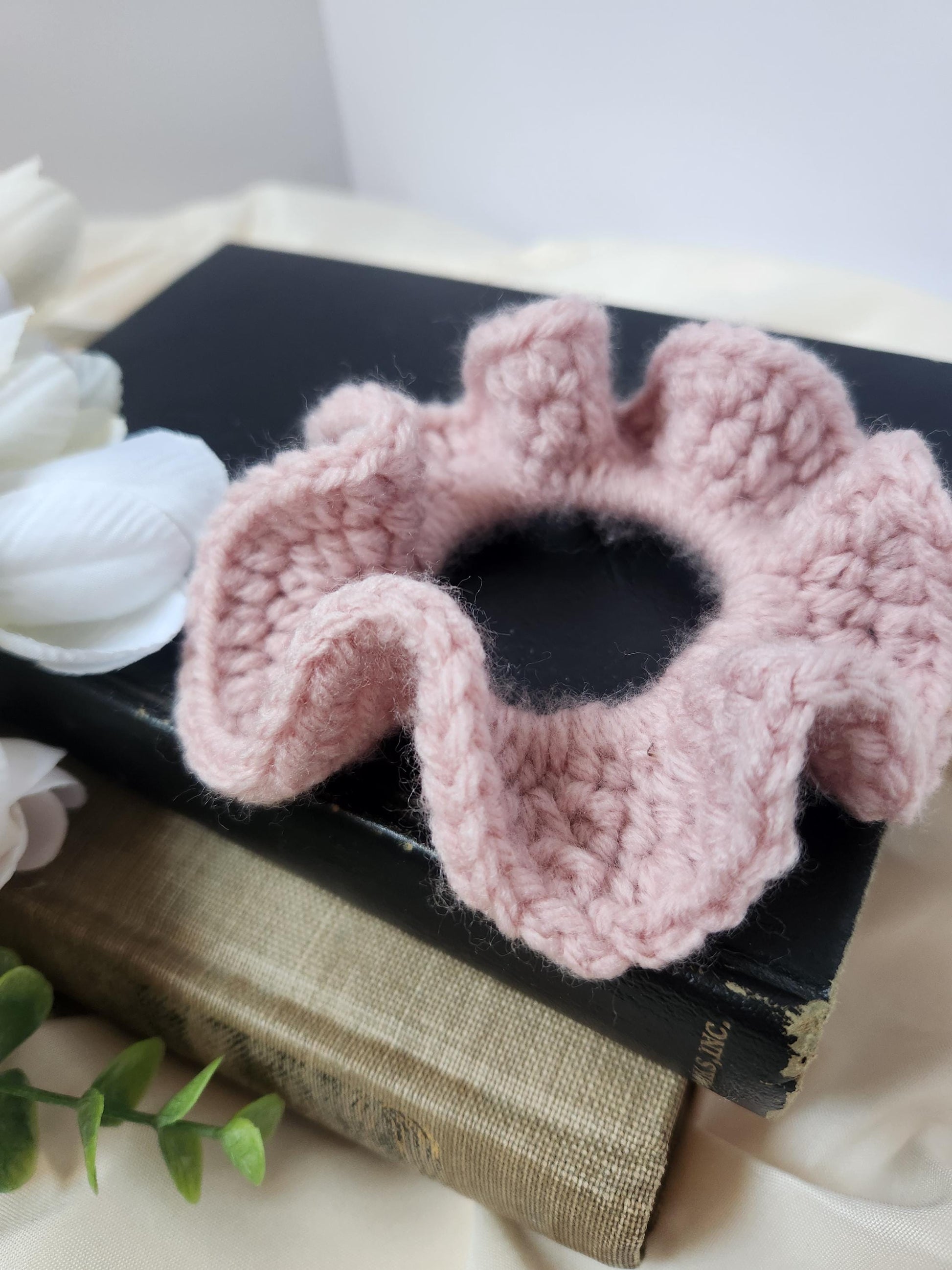 Wavy Scrunchy, Crochet Scrunchy, Hair Accessories, Unique Accessories, Retro Hair Accessory, Hair Ties