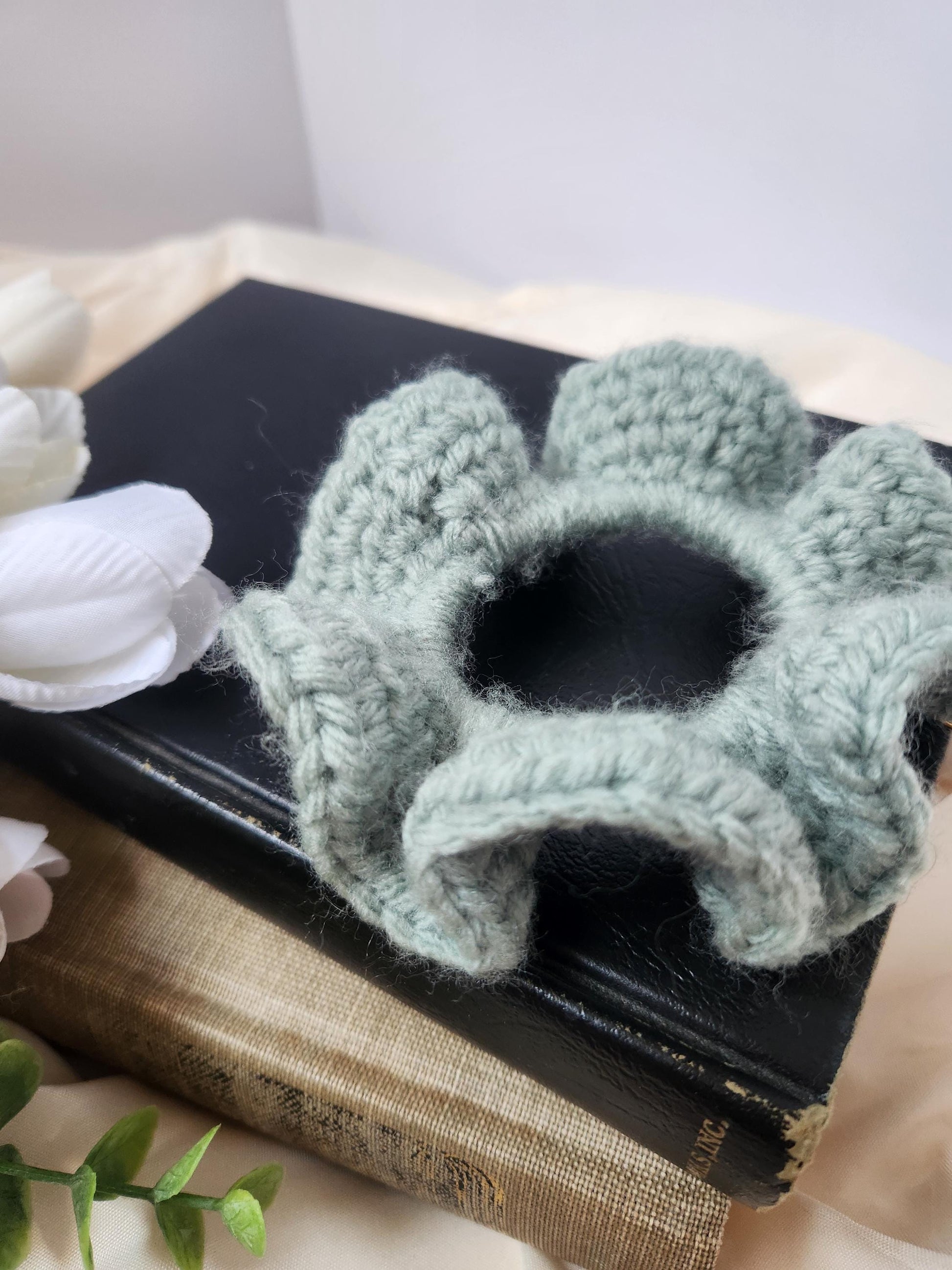 Wavy Scrunchy, Crochet Scrunchy, Hair Accessories, Unique Accessories, Retro Hair Accessory, Hair Ties