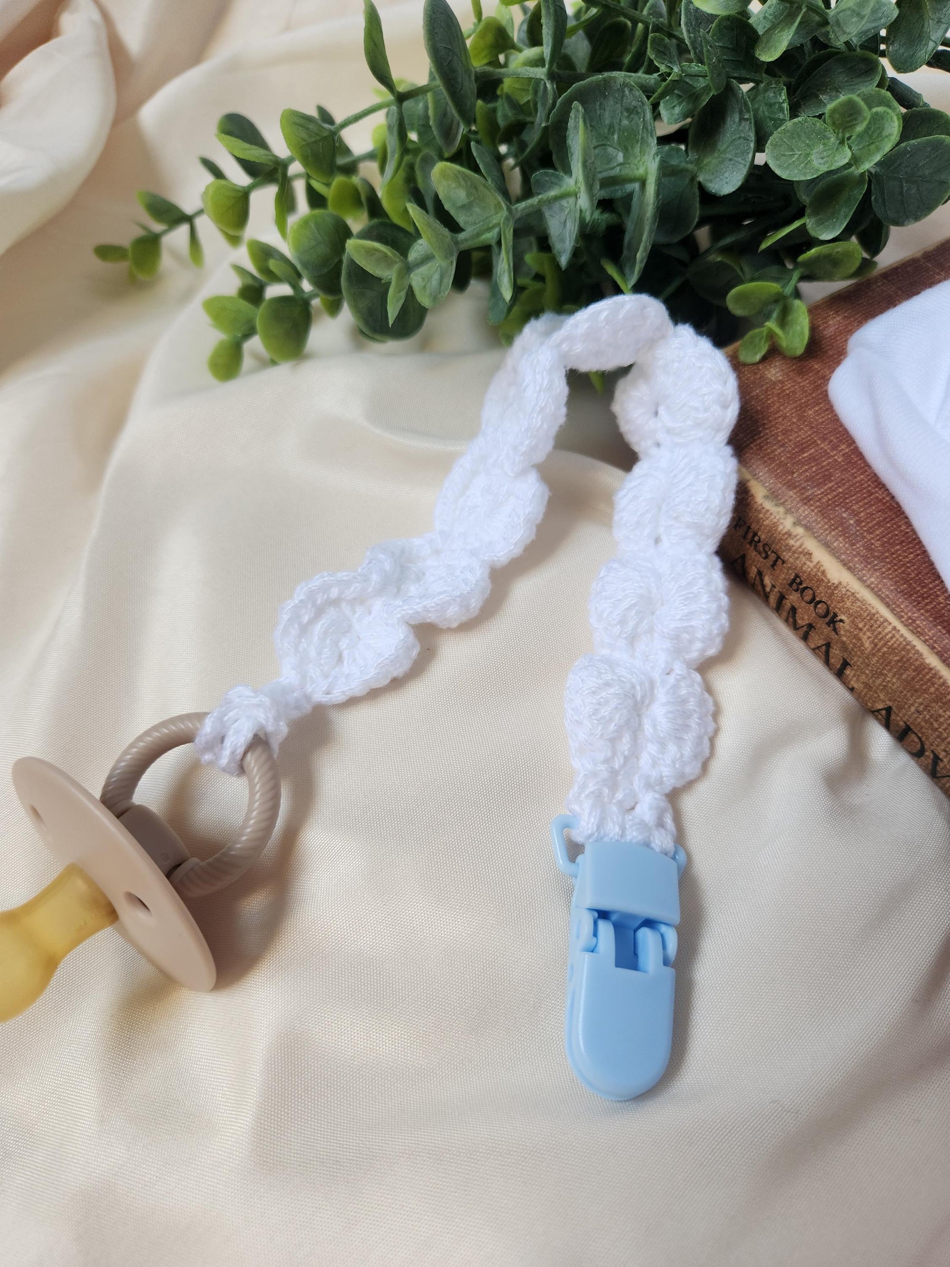 Seashells Crocheted Pacifier Clip
