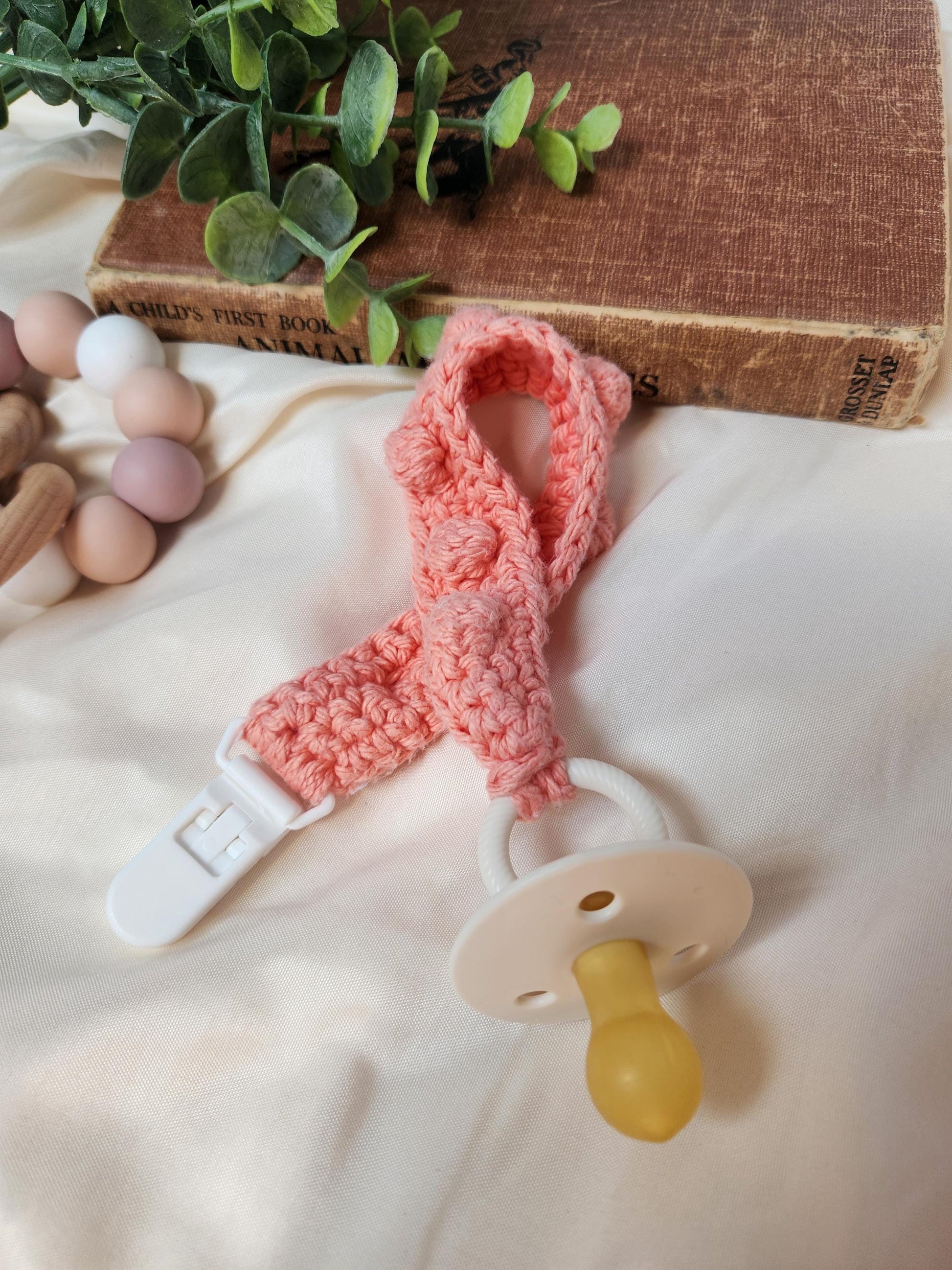 Bubble Pacifier Clip
