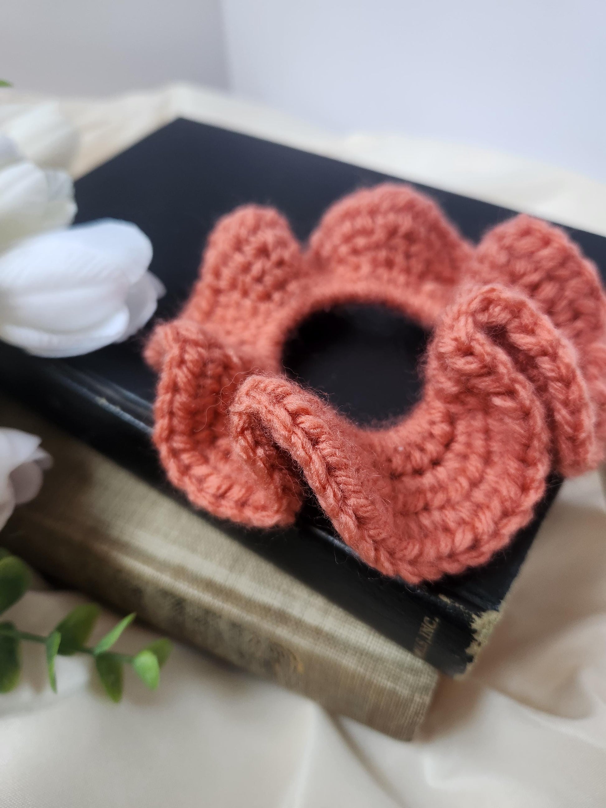 Wavy Scrunchy, Crochet Scrunchy, Hair Accessories, Unique Accessories, Retro Hair Accessory, Hair Ties