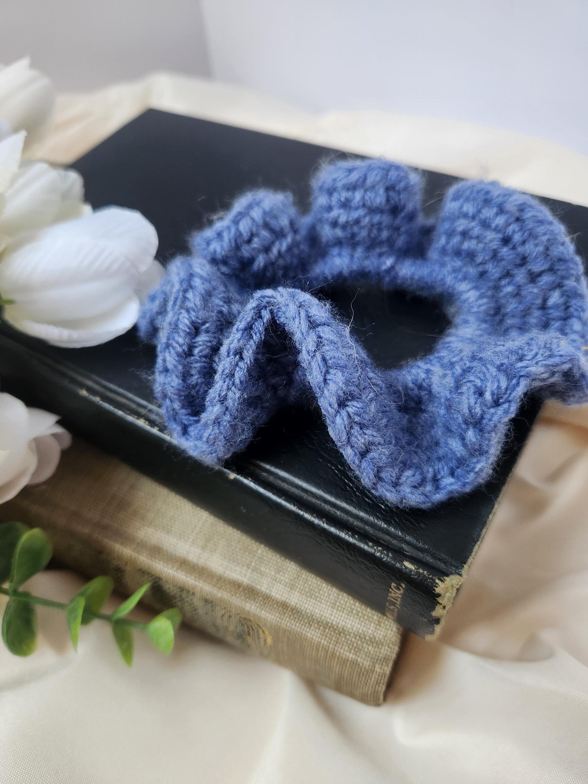 Wavy Scrunchy, Crochet Scrunchy, Hair Accessories, Unique Accessories, Retro Hair Accessory, Hair Ties
