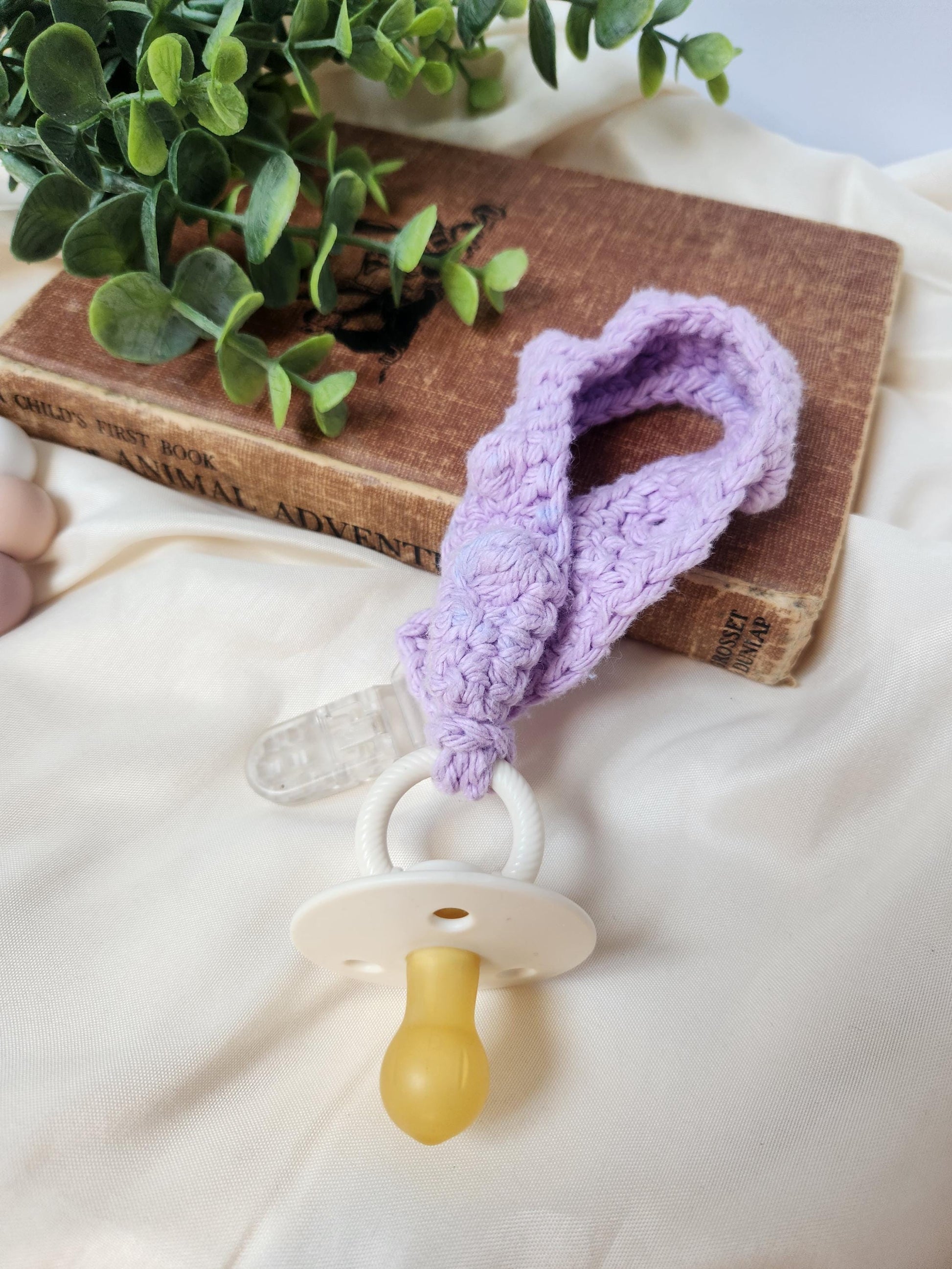 Bubble Pacifier Clip