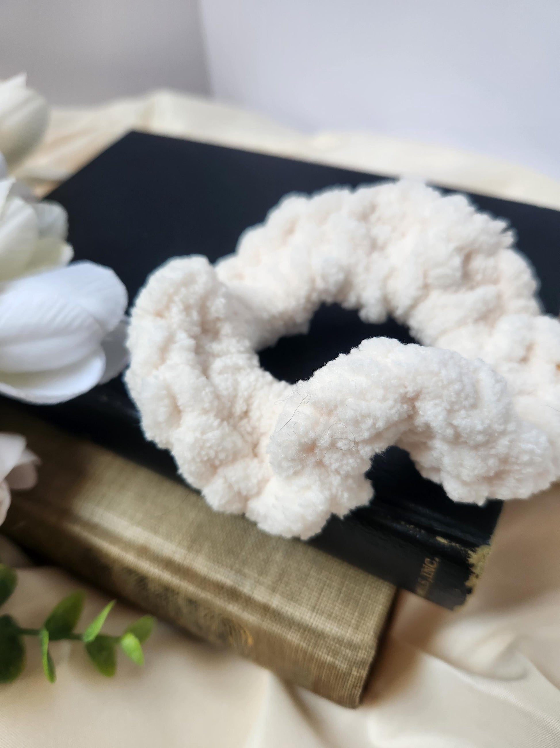 Hair Scrunchie, Elastics & Hair Ties, Gift for Girls, Bridesmaid Gift, Bridal Party Gift, Soft Scrunchie, Chunky Scrunchie, Party Favor