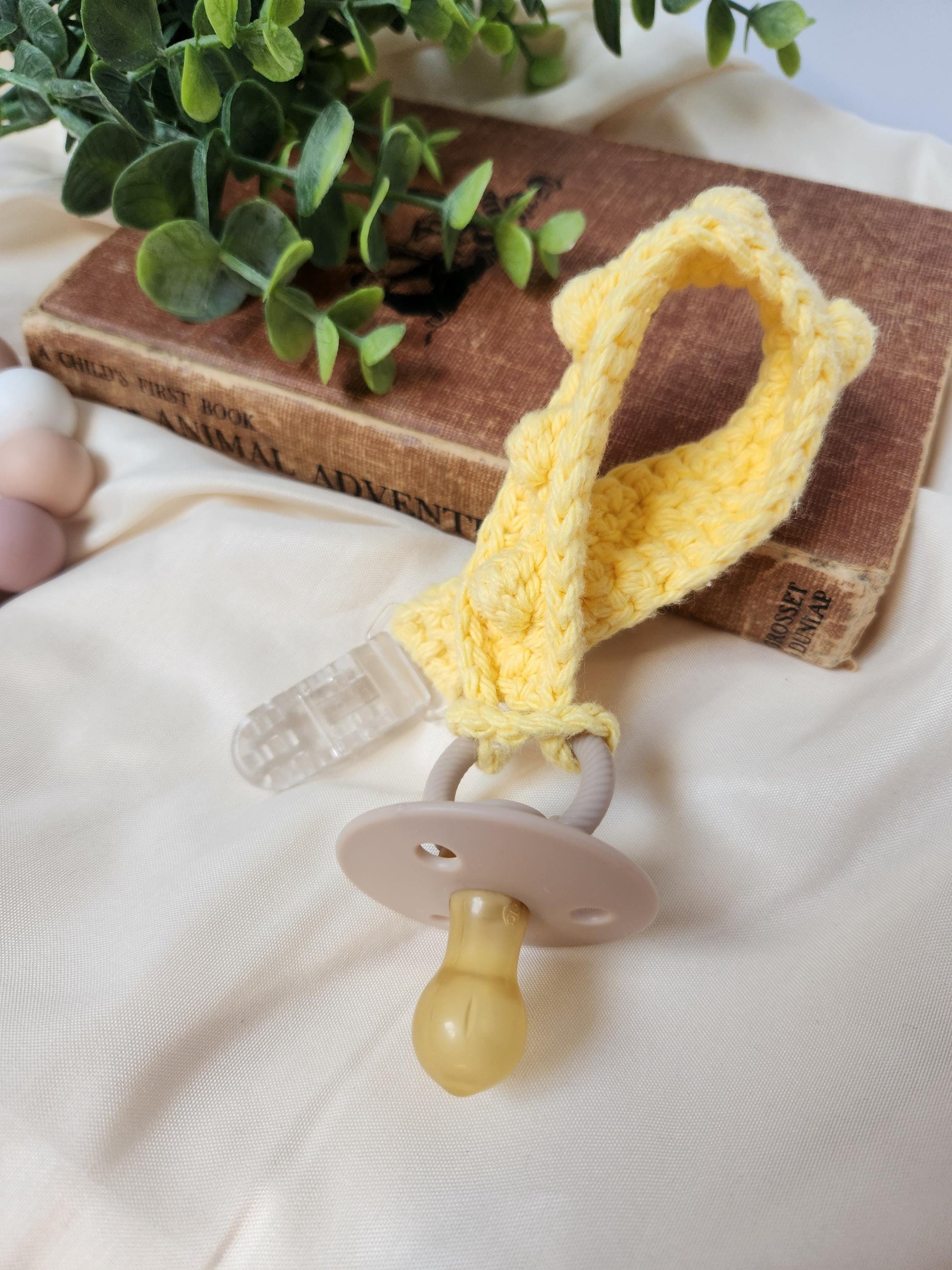 Bubble Pacifier Clip