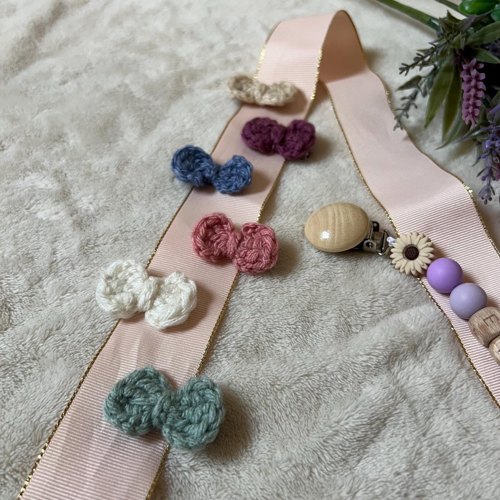 Miniature Crochet Bow Clips, Mini Bow Clips, Coquette Bow Clips, Baby Hair Accessories, Baby Hair Bows, Toddler Hair Bows, Pastel Hair Bows