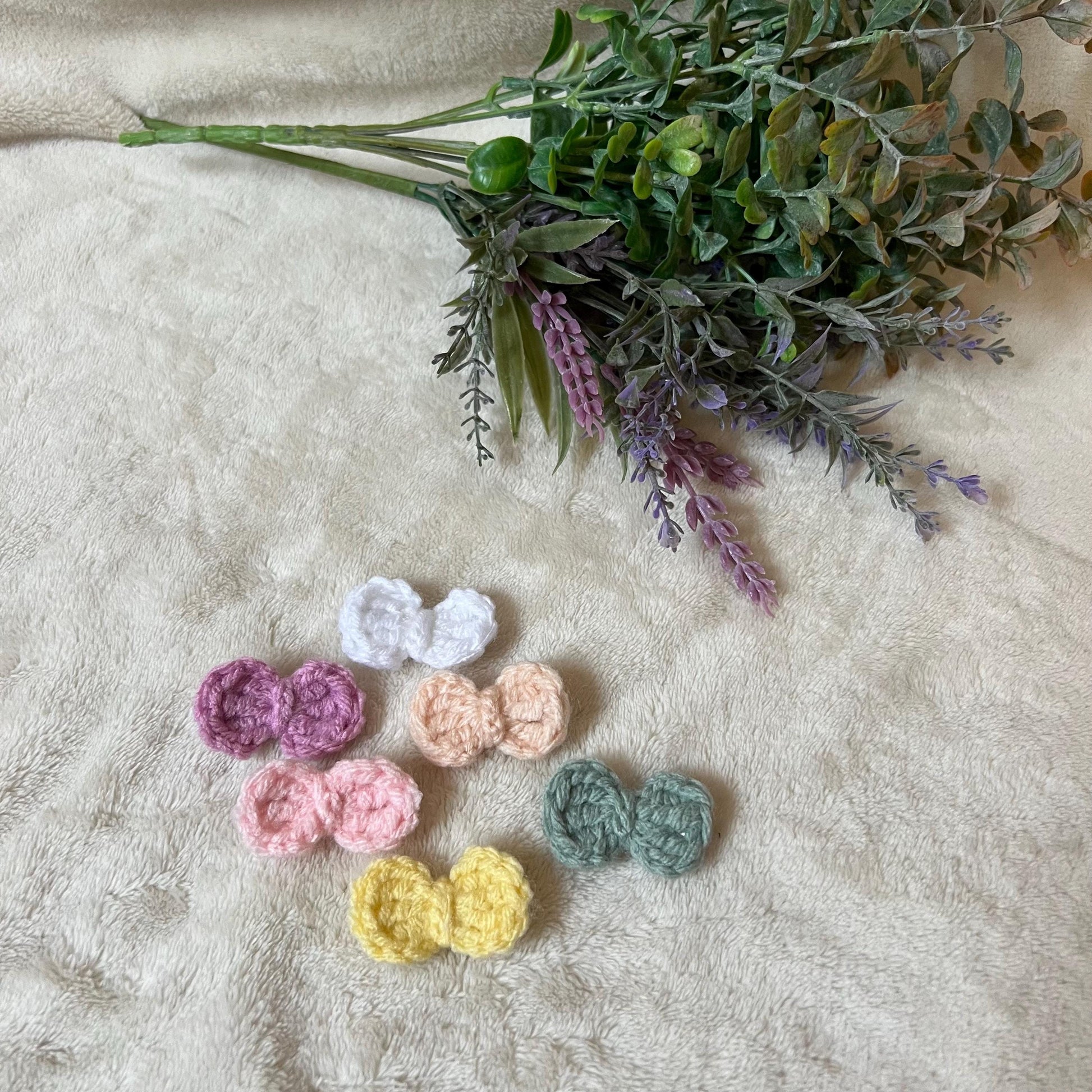 Miniature Crochet Bow Clips, Mini Bow Clips, Coquette Bow Clips, Baby Hair Accessories, Baby Hair Bows, Toddler Hair Bows, Pastel Hair Bows