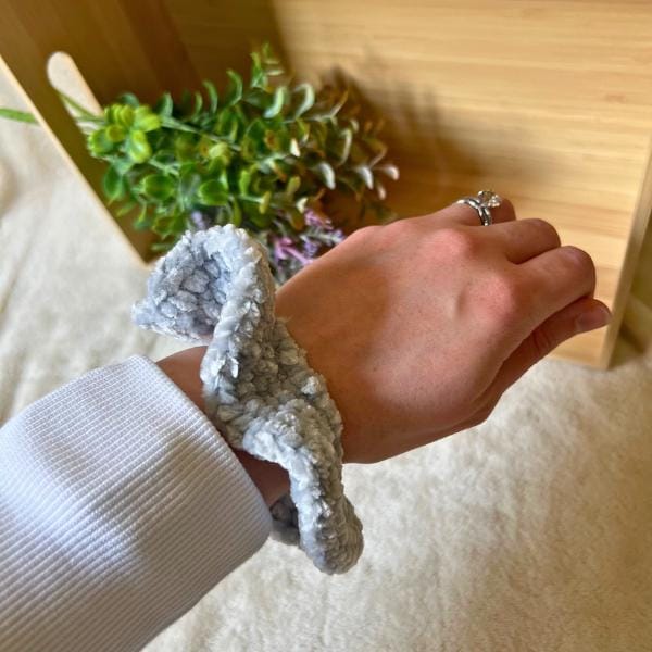 Velvet Scrunchie, Elastics & Hair Ties, Gift for Girls, Bridesmaid Gift, Bridal Party Gift, Party Favors